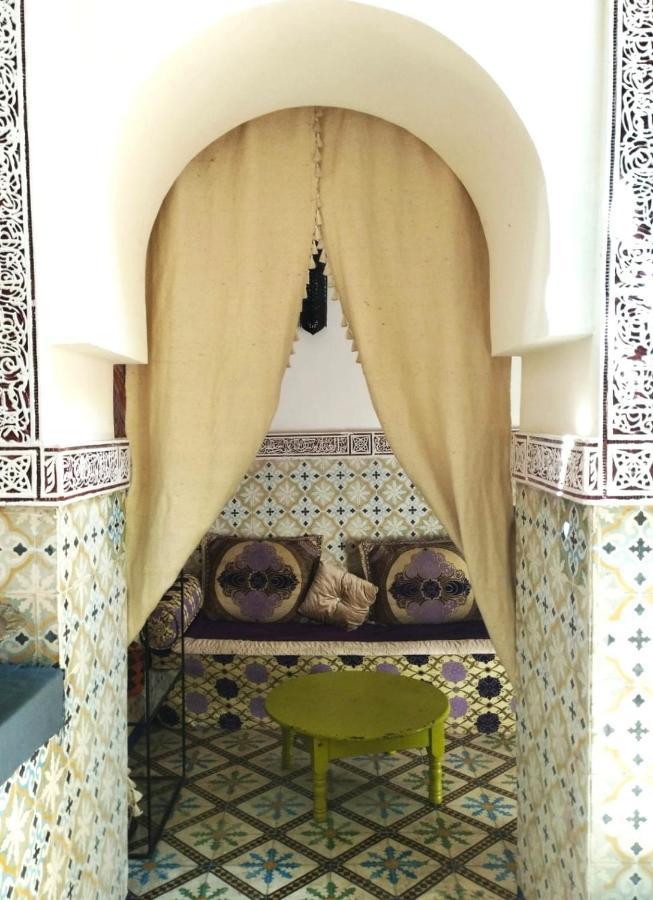 Riad Bouchouari 33 Marrakesh Exterior photo