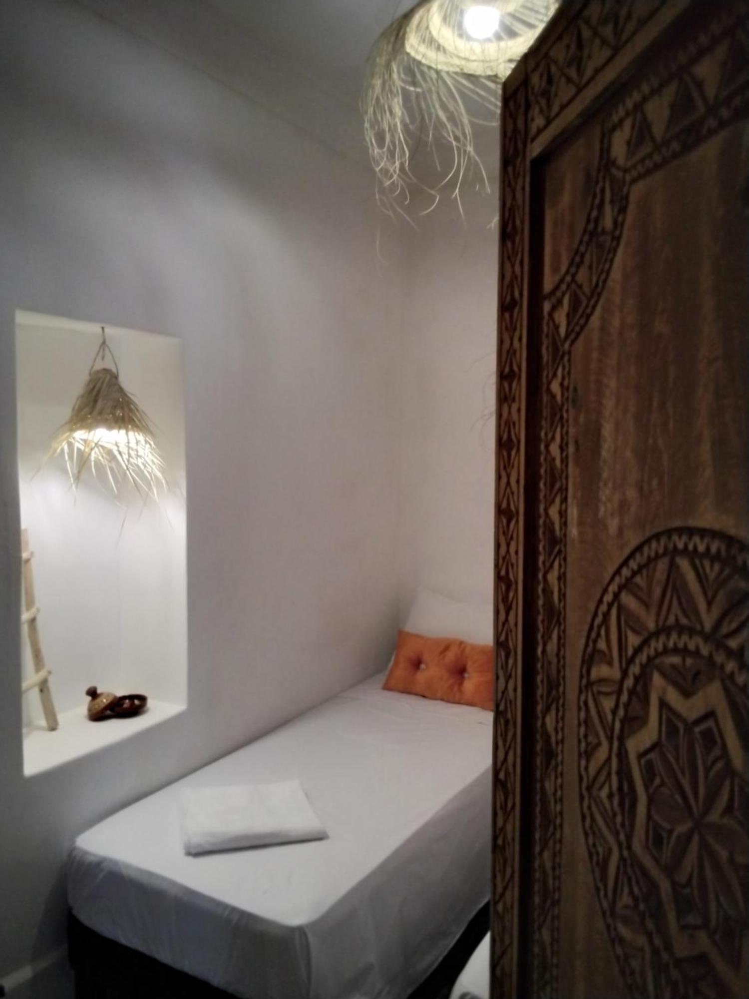 Riad Bouchouari 33 Marrakesh Room photo